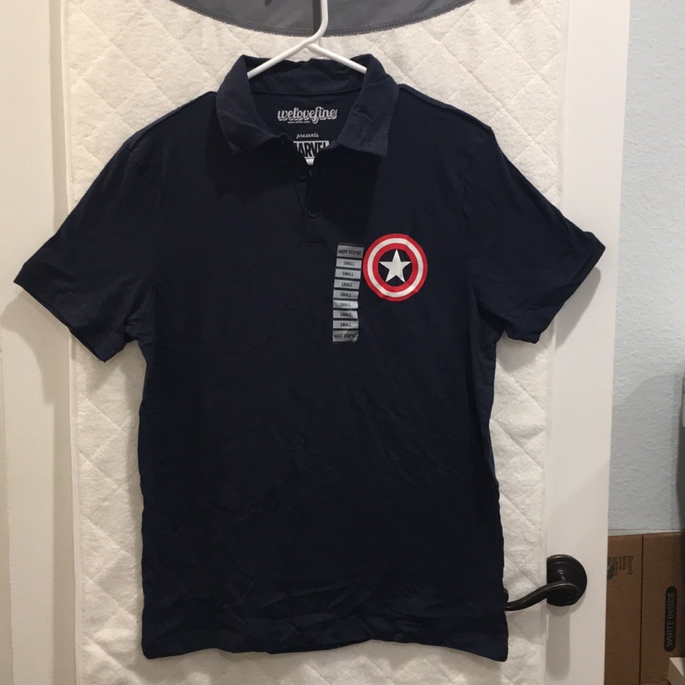 Hot Topic Marvel Men’s Shirt